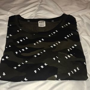 VS-Pink Army T-Shirt